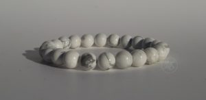 Bracelet naturel en howlite 8mm