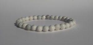 Bracelet naturel en howlite 6mm