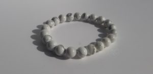 Bracelet naturel en howlite 8mm