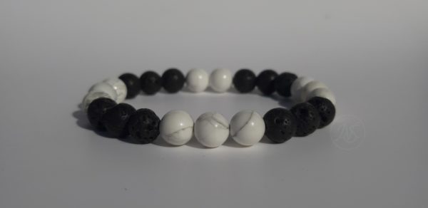 Bracelet naturel en lave et howlite 8mm