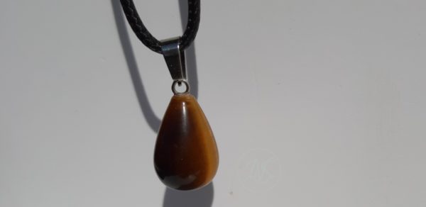 Pendentif naturel en oeil de tigre goutte