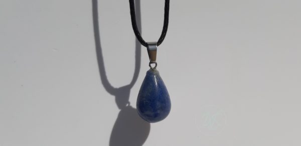 Pendentif naturel en sodalite goutte