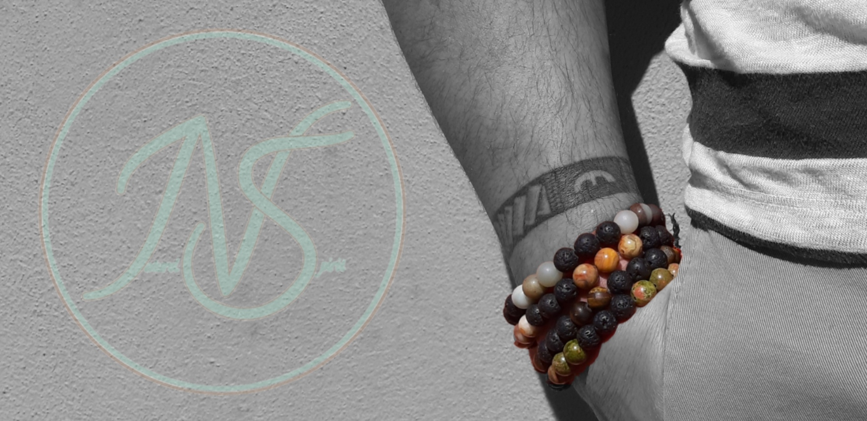 You are currently viewing Bracelets naturels en pierres fines (prix de lancement)