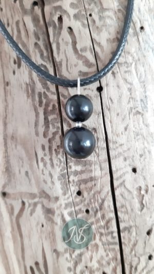 Pendentif en obsidienne boules